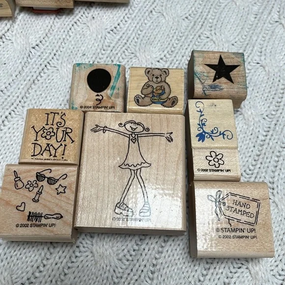 Wooden Stamp Set lot of 26 used stamps - Picture 7 of 10